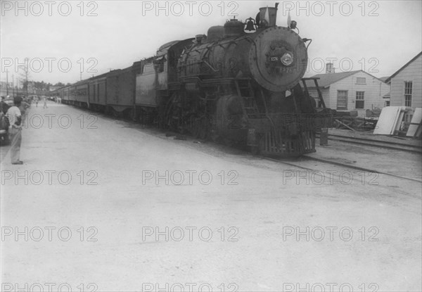 Departing Train, WWII, 2nd Battalion, 389th Infantry, US Army Military Base Indiana, USA, 1942