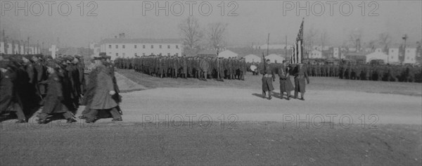 Marching Soldiers, WWII, HQ 2nd Battalion, 389th Infantry, US Army Military Base, Indiana, USA, 1942