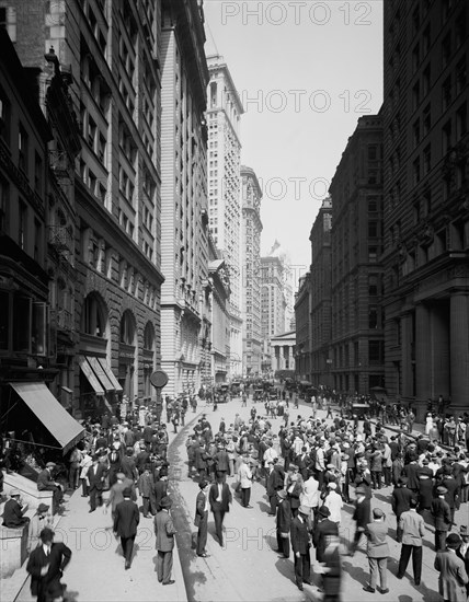 Broad Street and Curb Brokers, New York City, New York, USA, Detroit Publishing Company, 1910