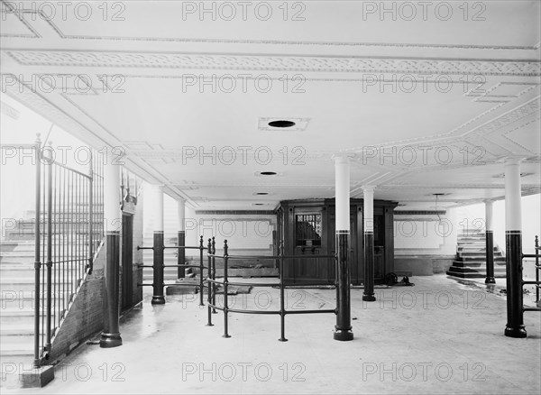 28th Street Subway Station, New York City, New York, USA, Detroit Publishing Company, 1904