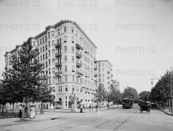 Street Scene, Connecticut Avenue, Washington, DC, USA, Detroit Publishing Company, 1904