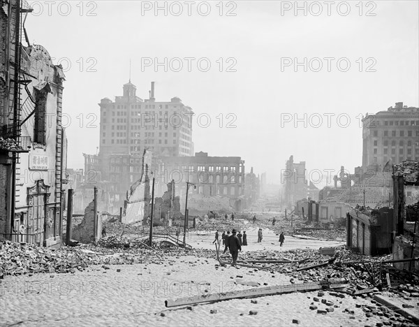 Pine Street below Kearney Street after Earthquake, San Francisco, California, USA, Detroit Publishing Company, 1906