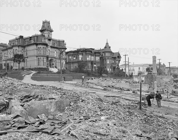 Edge of Burned District at Corner of Franklin and Sacramento Streets, San Francisco, California, USA, Detroit Publishing Company, 1906