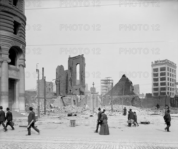 Post and Montgomery Streets at Corner of Market Street after Earthquake, San Francisco, California, USA, Detroit Publishing Company, 1906