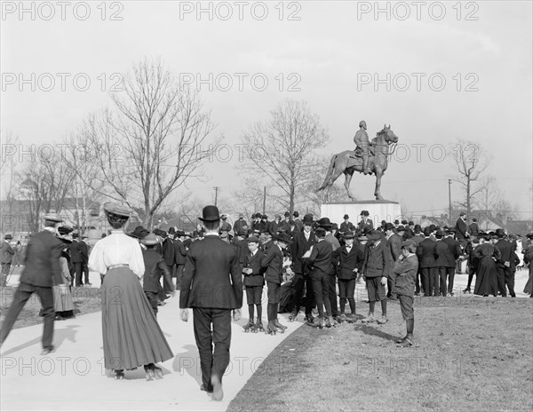 Roller Skating, Forrest Park, Memphis, Tennessee, USA, Detroit Publishing Company, 1905