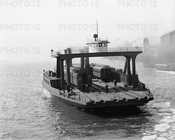 Transfer Steamer, Detroit, Michigan, USA, Detroit Publishing Company, 1900