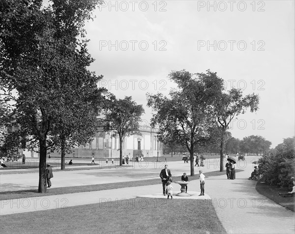 Driveway near Field Museum, Jackson Park, Chicago, Illinois, USA, Detroit Publishing Company, 1907