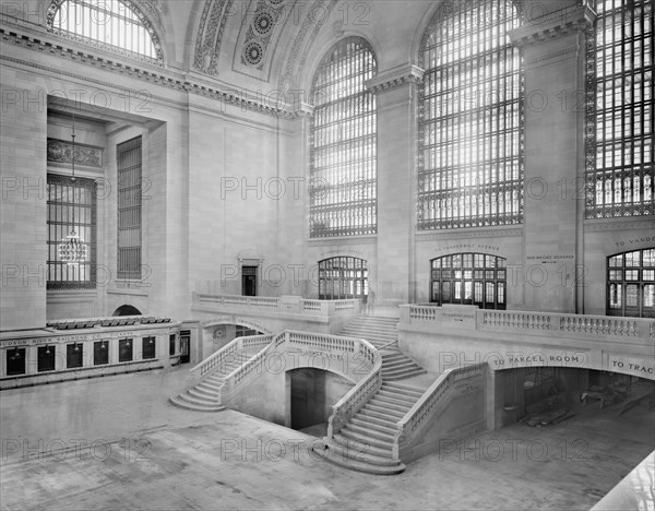 West Balcony, Main Concourse, New Construction nearing Completion, Grand Central Terminal, New York City, New York, USA, Detroit Publishing Company, 1913