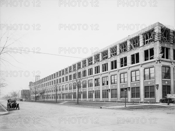 Packard Motor Car Company, Auto Plant, Detroit, Michigan, USA, Detroit Publishing Company, 1910
