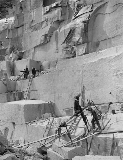 Workers at Granite Quarry, New Hampshire, USA, Detroit Publishing Company, 1908