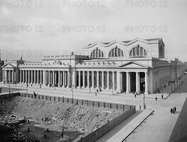 Pennsylvania Station, New York City, New York, USA, Detroit Publishing Company, 1910