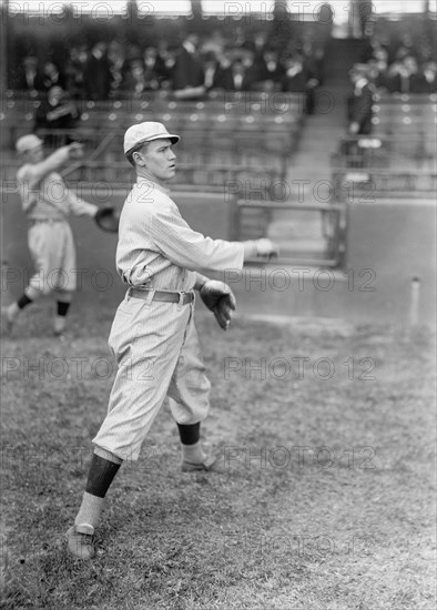 Smokey Joe Wood, Major League Baseball Player, Portrait, Boston Red Sox, USA, Harris & Ewing, 1913