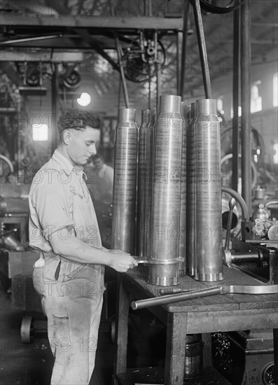 Worker Manufacturing Torpedoes at Navy Yard, Washington DC, USA, Harris & Ewing, 1939