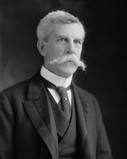 Oliver Wendell Holmes, Jr, Associate Justice of the U.S. Supreme Court, Portrait, Harris & Ewing, 1920