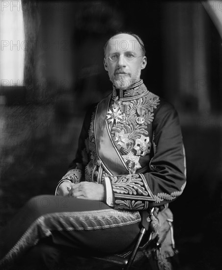 Sir Cecil Spring-Rise, British Diplomat and British Ambassador to the U.S., portrait, Harris & Ewing, 1912