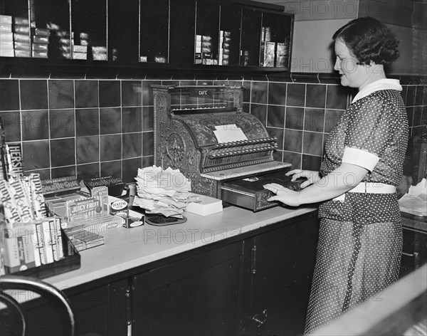 Restaurant Cashier, Washington DC, USA, Harris & Ewing, 1937