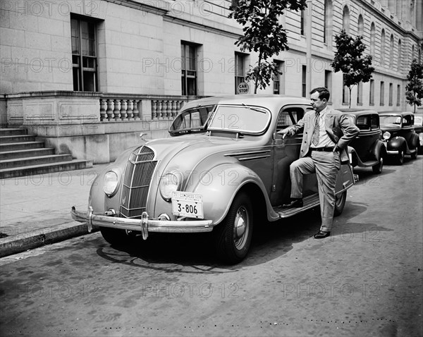 Huey P. Long, U.S. Senator from Louisiana and former Louisiana Governor, Portrait, Washington DC, USA, Harris & Ewing, 1935