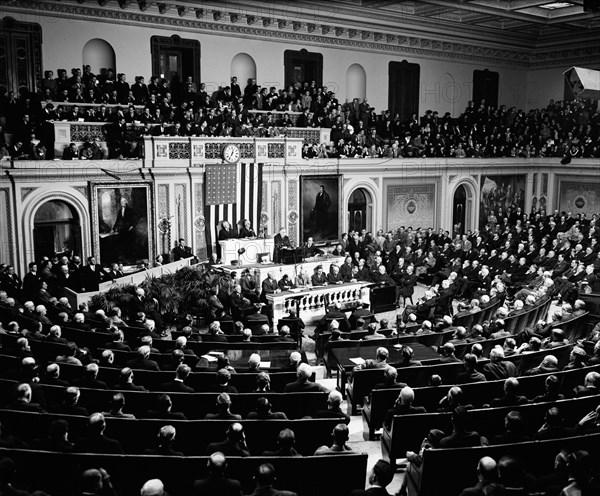 President Franklin Roosevelt Addressing 74th Congress, Washington DC, USA, 1935