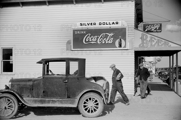 Farmers in Town, Fairfield, Montana, USA, Arthur Rothstein for Farm Security Administration, July 1939