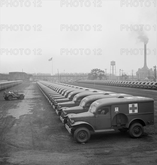 Rows of Army Ambulances, Chrysler Corporation Dodge Truck Plant, Detroit, Michigan, USA, Arthur S. Siegel for Office of War Information, August 1942