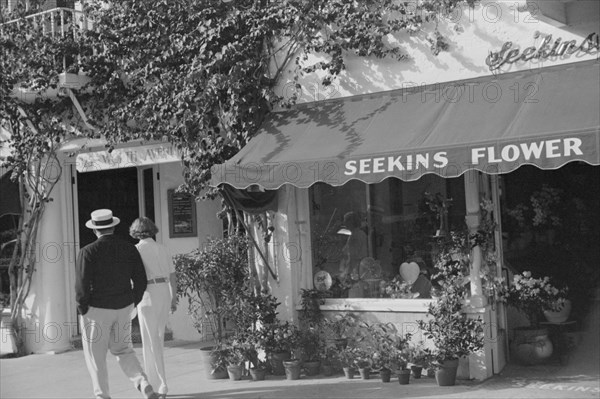 Couple Walking Along Worth Avenue, Palm Beach, Florida, USA, Marion Post Wolcott for Farm Security Administration, March 1939