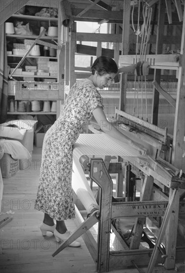 Weaver, Tygart Valley Homesteads, West Virginia, USA, Carl Mydans for U.S. Resettlement Administration, August 1936