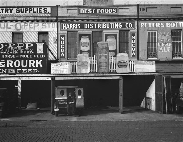 Waterfront Warehouses, Louisiana, USA, Walker Evans for Farm Security Administration, March 1936