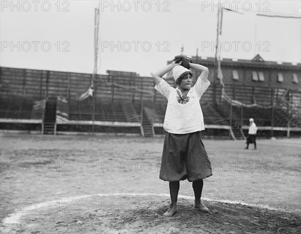 Pitcher, Female Giants, New York City, New York, USA, Bain News Service, 1913