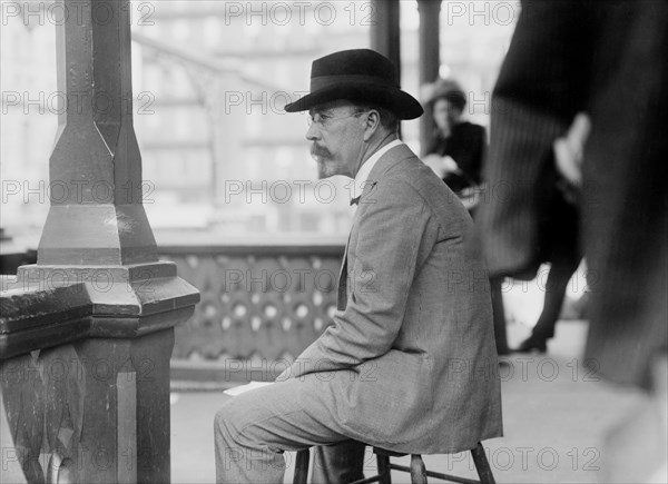 Lincoln Steffens, American Journalist, Lecturer and Political Philosopher, Portrait, Union Square, New York City, New York, USA, Bain News Service, April 1914