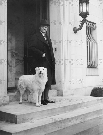 U.S. President Calvin Coolidge Leaving Patterson House, his Temporary Home while White House was Under Renovation, Dupont Circle, Washington DC, USA, National Photo Company, March 1927