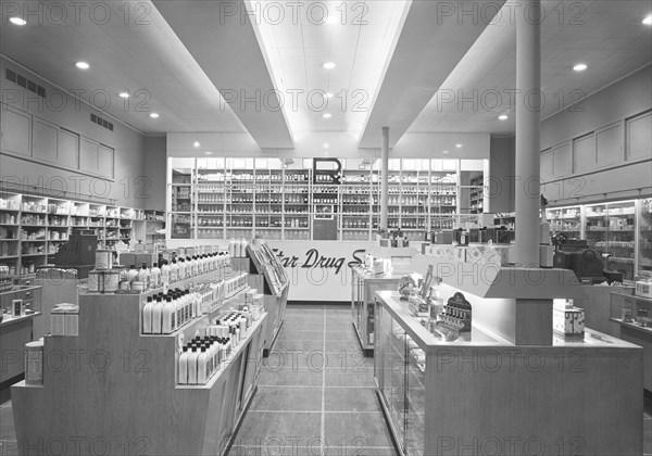 Drugstore Interior, Bronx, New York, USA, Gottscho-Schleisner Collection, January 1946