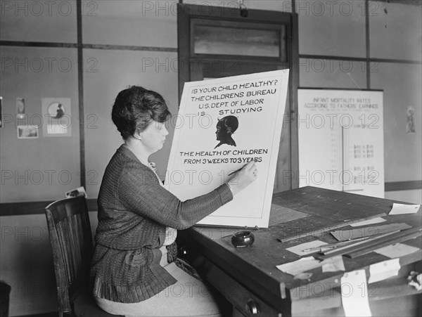Woman Making Chart, Children's Bureau, Department of Labor, Washington DC, USA, National Photo Company, November 1923