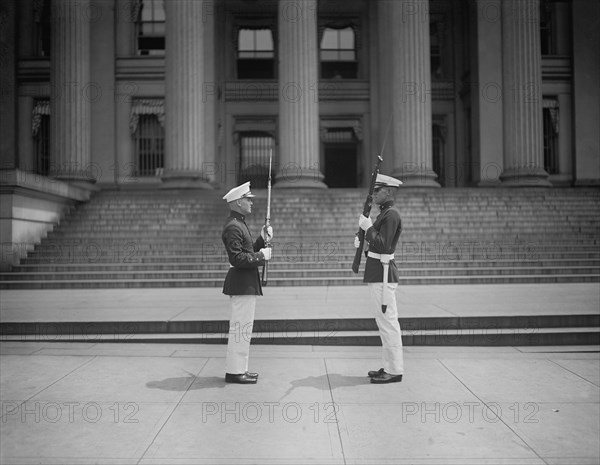 Marines Guarding Treasury during Ku Klux Klan Parade, Washington DC, USA, National Photo Company, August 1925