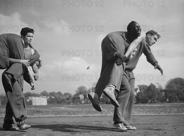 High School Victory Corps, Program Providing Training to Students Focusing on Skills Relevant to War Effort, Students on Obstacle Course, Flushing, New York, USA, William Perlitch, Office of War Information, October, 1942