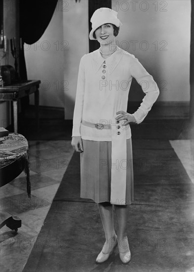 Film Actress Norma Shearer, Portrait, Bain News Service, August 1927