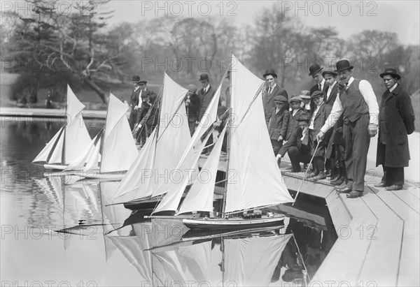 Group of People at Start of Toy Yacht Race, Conservatory Lake, Central Park, New York City, New York, USA, Bain News Service, 1915