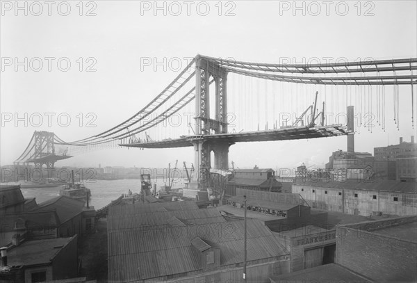 Manhattan Bridge Construction, View from Brooklyn, New York, USA, Bain News Service, March 1909