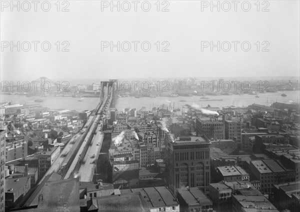 Brooklyn Bridge and East River, New York City, New York, USA, Bain News Service, April 1909