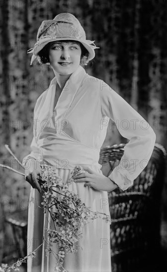 Actress Martha Mansfield, Fashion Portrait Wearing Satin Blouse and Skirt, Bain News Service, 1921