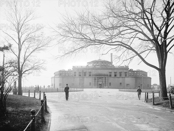 Aquarium at Castle Garden, New York City, New York, USA, Detroit Publishing Company, 1900