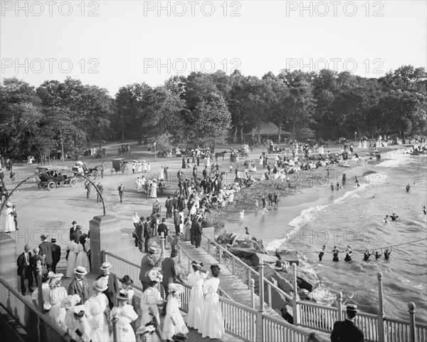 Beach, Gordon Park, Cleveland, Ohio, USA, Detroit Publishing Company, 1908