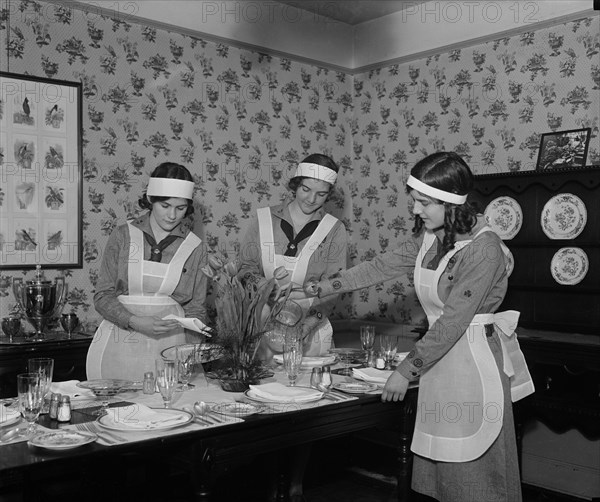 Girl Scouts Setting Table, Harris & Ewing, 1931