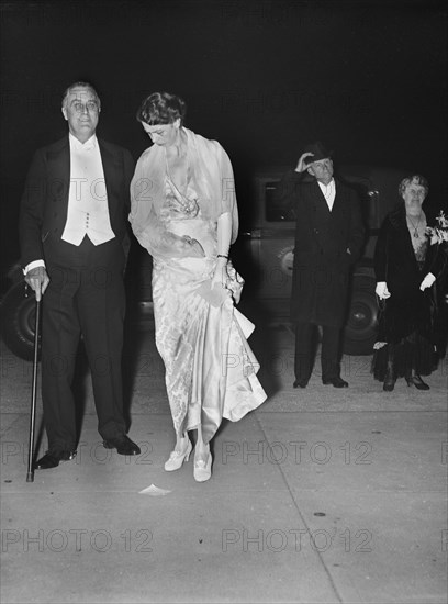 New York Governor Franklin Roosevelt and Wife Eleanor Roosevelt attending White House Dinner, Washington DC, USA, Harris & Ewing, April 1932