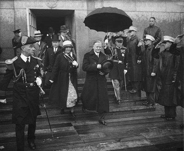 President Herbert Hoover and Wife, Lou Henry Hoover, Portrait in Rain, Washington DC, USA, Harris & Ewing, 1932