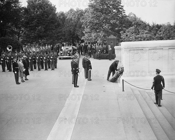 Nicaraguan President Anastasio Somoza Garcia Laying Wreath at Tomb of the Unknown Soldier, Arlington National Cemetery, Arlington, Virginia, USA, Harris & Ewing, May 5, 1936