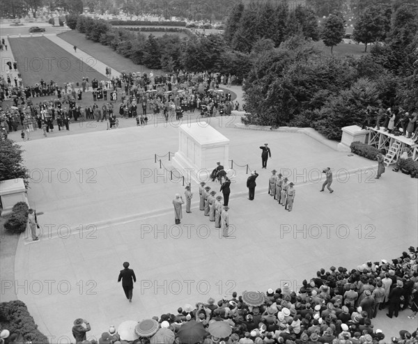 High Angle View of President Franklin Roosevelt's Wreath being Placed by Major Horace B. Smith at Tomb of Unknown Soldier on Memorial Day, Arlington National Cemetery, Arlington, Virginia, USA, Harris & Ewing, May 30, 1940