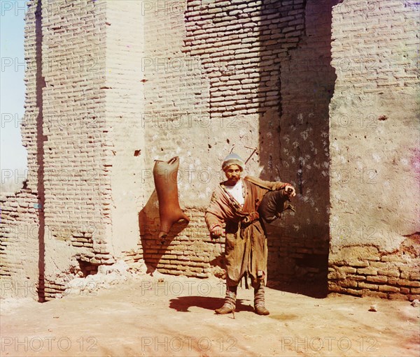 Portrait of Male Water Carrier, Samarkand, Uzbekistan, Russian Empire, Prokudin-Gorskii Collection, 1910