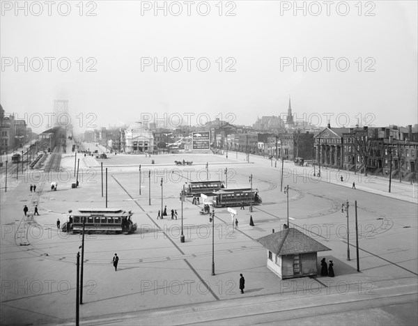 Williamsburg Bridge Plaza, Brooklyn, New York, USA, Detroit Publishing Company, 1906