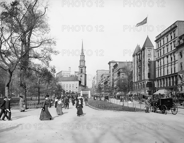 Mall, Tremont Street, Boston, Massachusetts, USA, Detroit Publishing Company, 1904