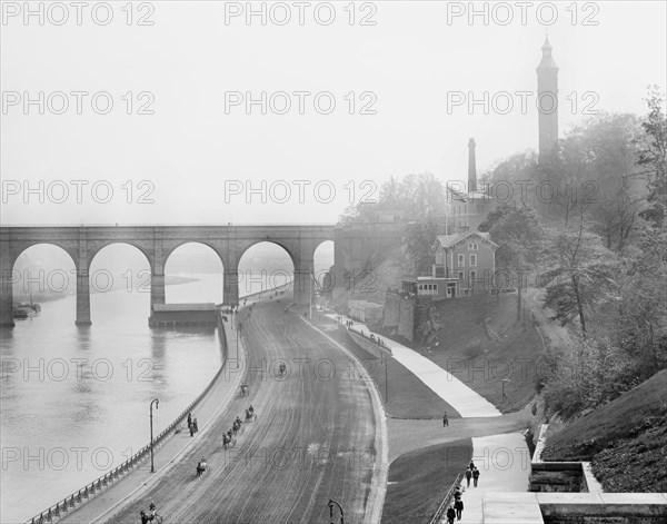 The Speedway Looking South to High Bridge, New York City, New York, USA, Detroit Publishing Company, 1905